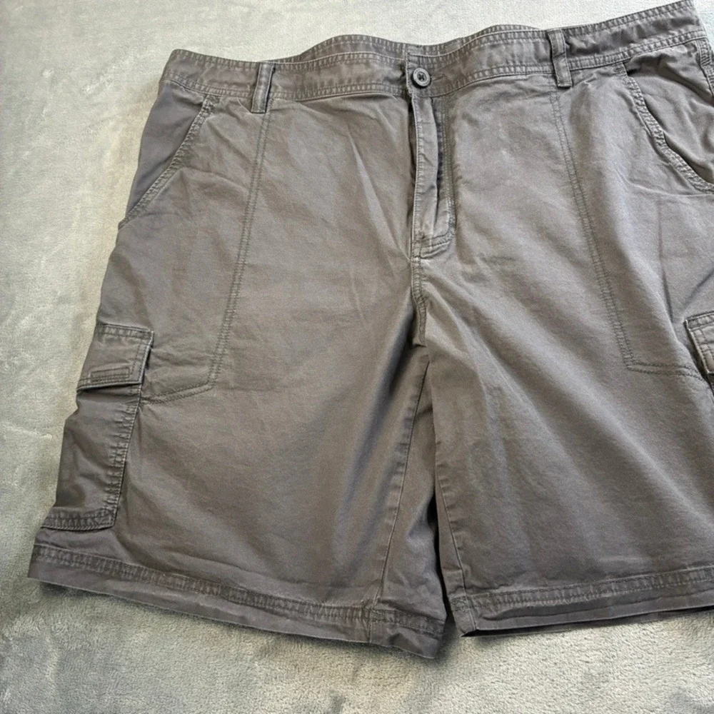 Columbia Omni-Shade Men's Cargo Shorts 42 Grey Regular Fit Hiking 10